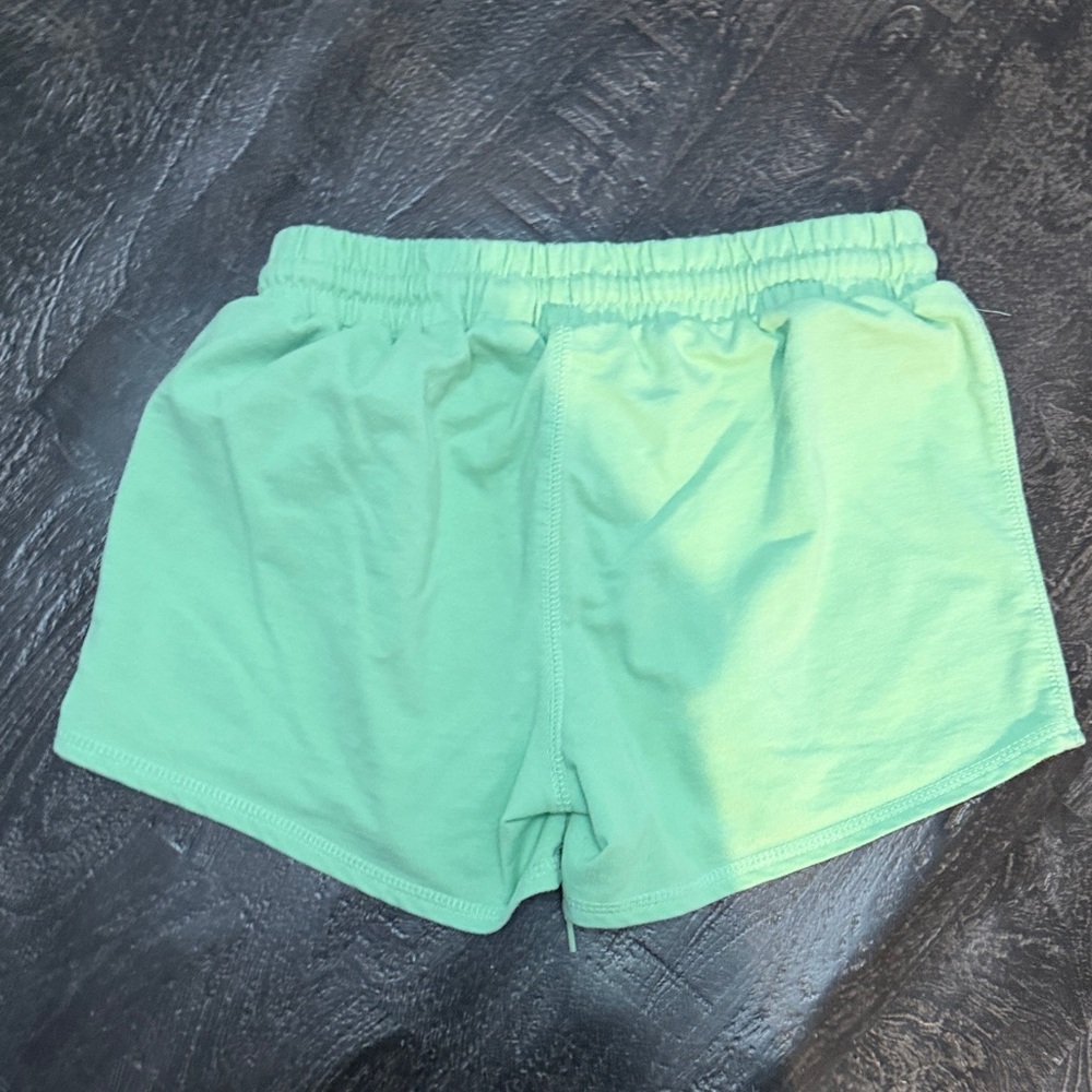 Nickelodeon Green Cartoon Character Shorts - Picture 3 of 3